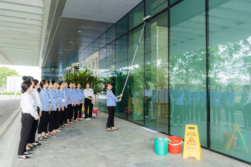 cong_ty_v_sinh_ti_soc_sn_3